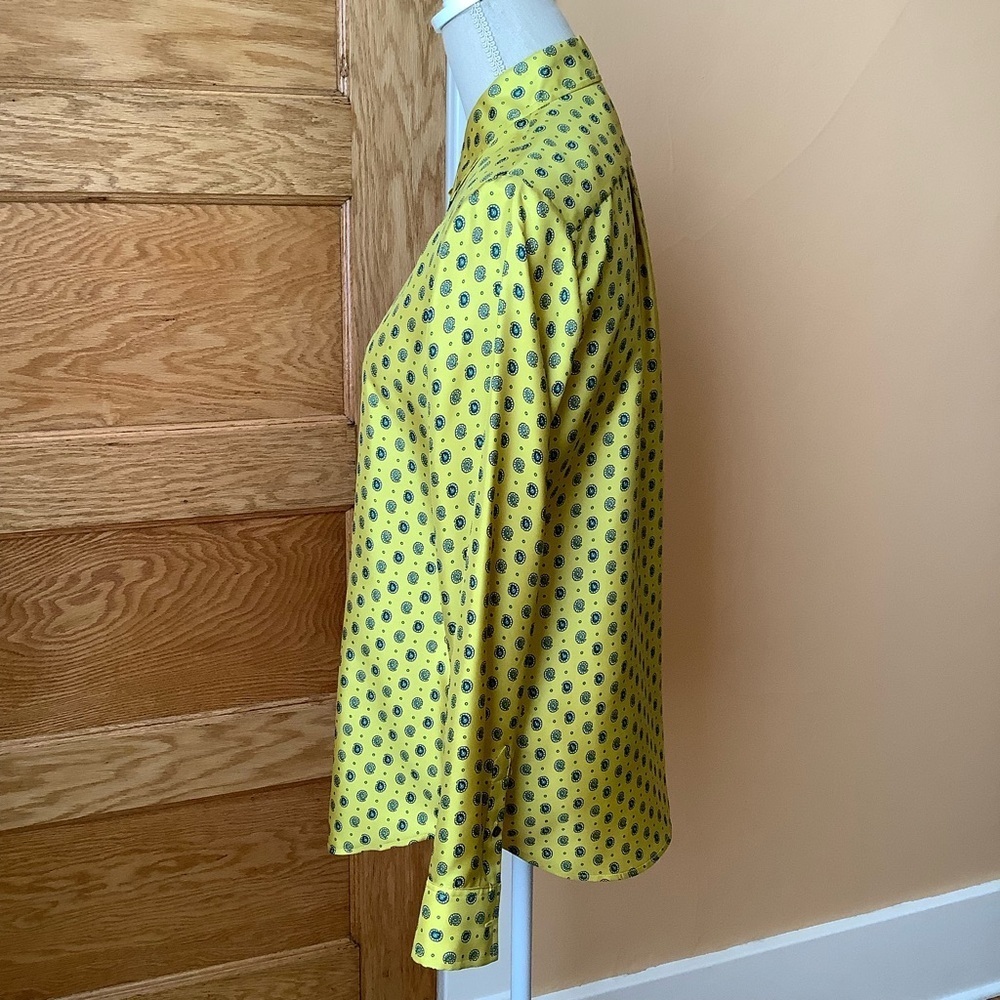 BANANA REPUBLIC 100% Silk Paisley Button Down Shirt Yellow Teal Green Blouse S - Picture 3 of 11